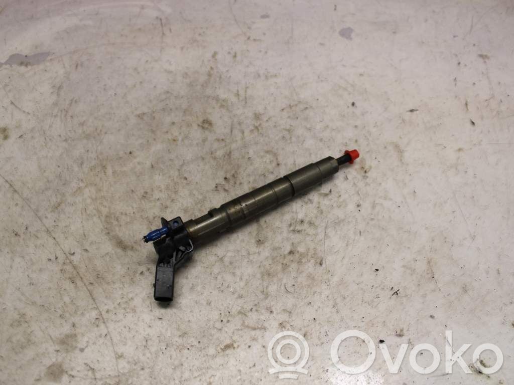 Inyector de combustible   338002F000,172958