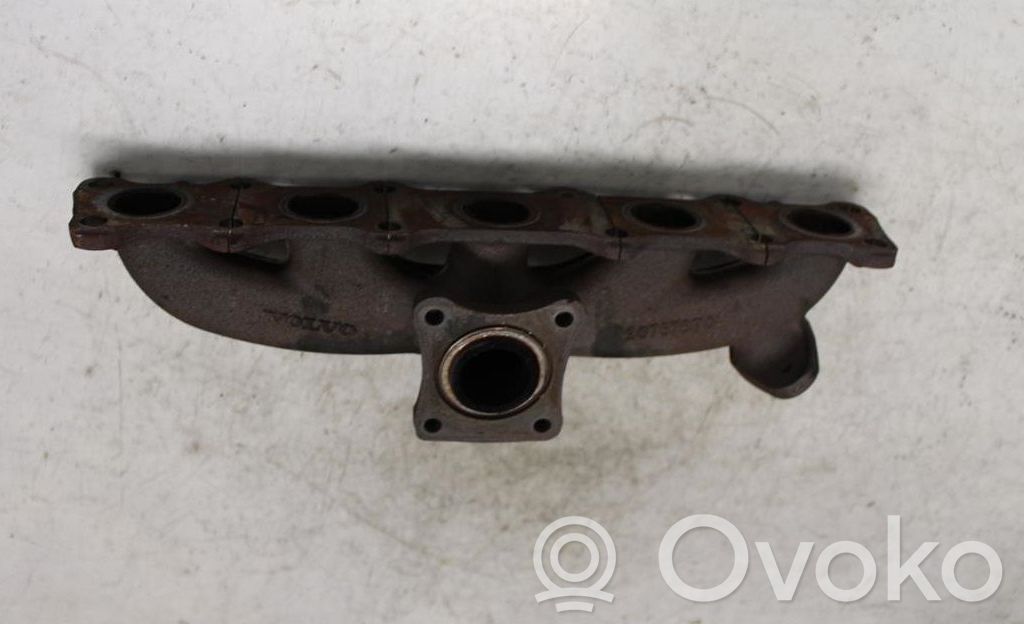 Volvo V70 Exhaust manifold 