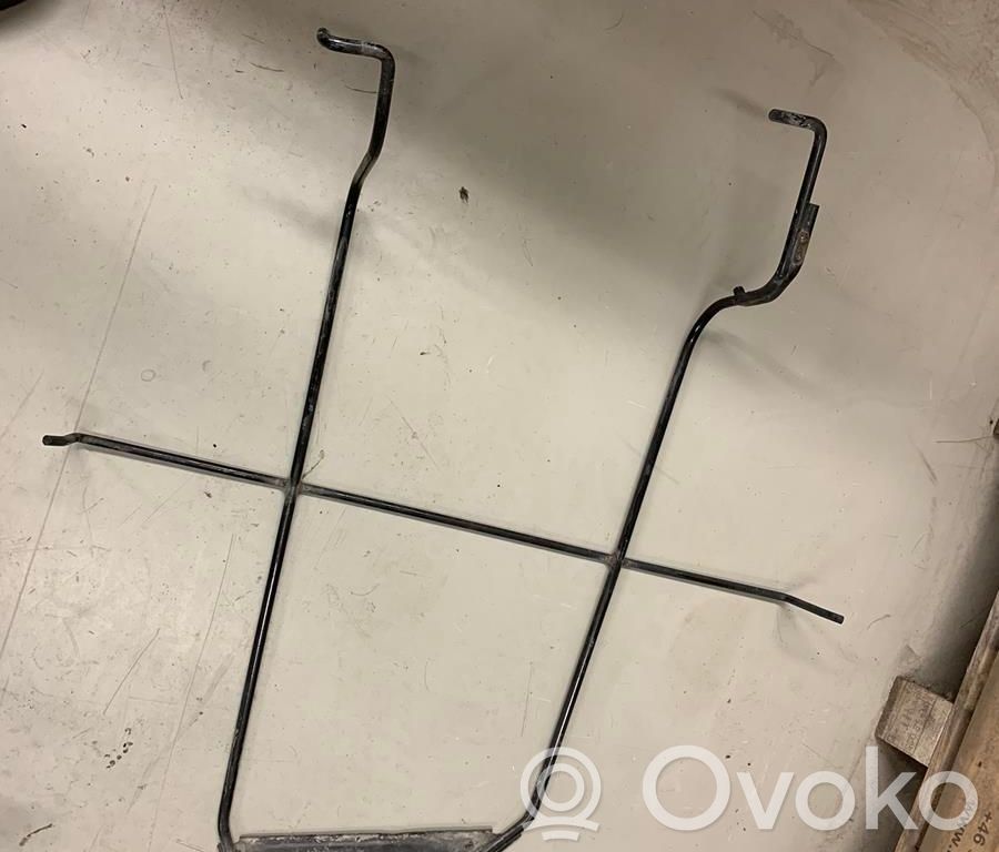 Spare wheel mounting bracket   9812022080,237546
