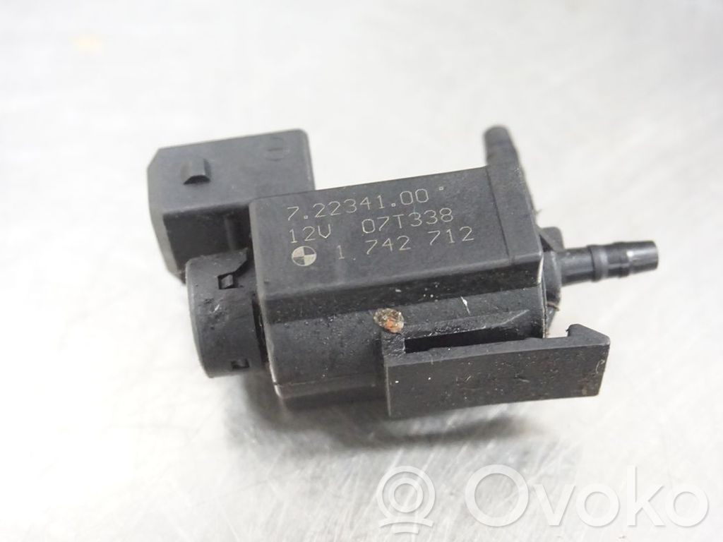 Vacuum valve   0396414,174686