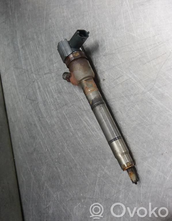 Fuel injector   338002A400,172939