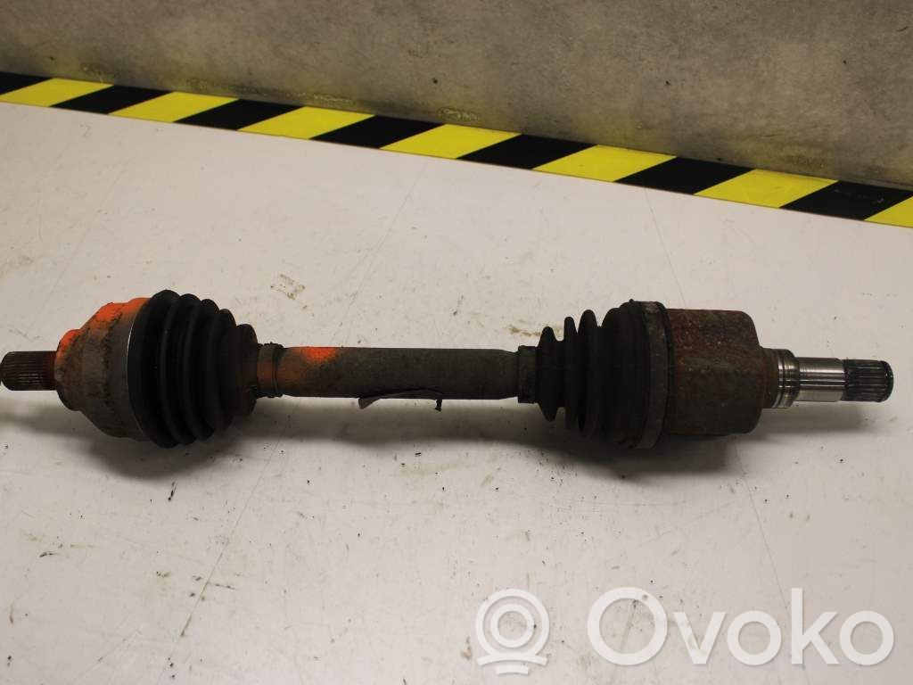 Volvo V50 Półoś przednia 