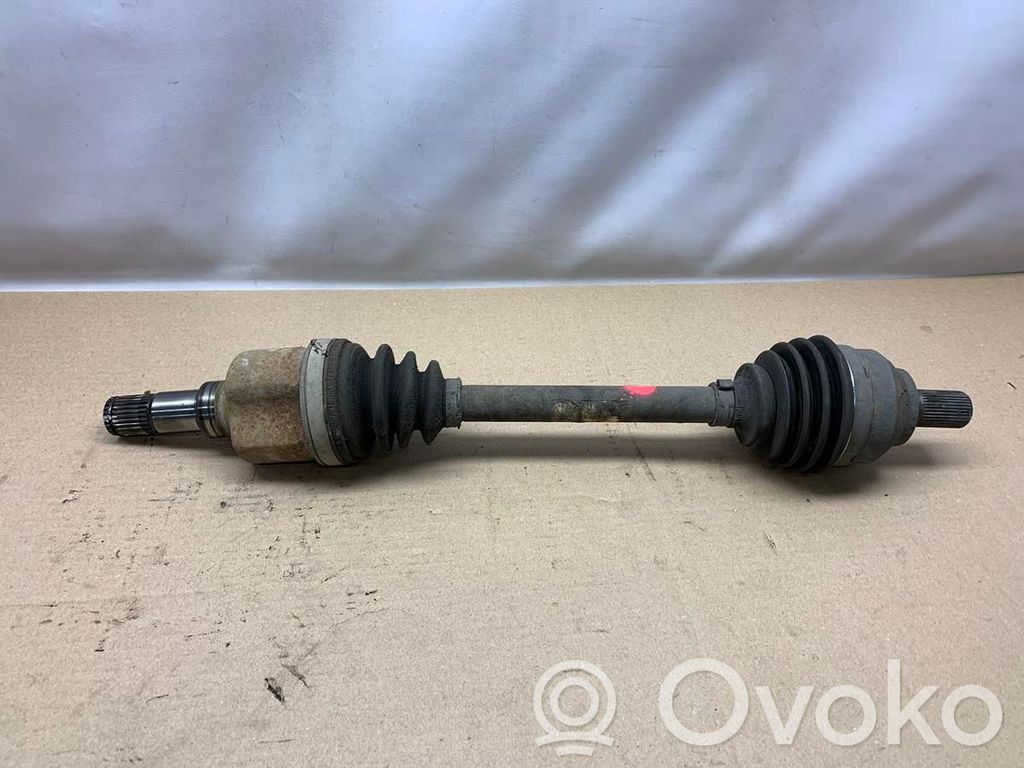 Volvo V50 Półoś przednia 
