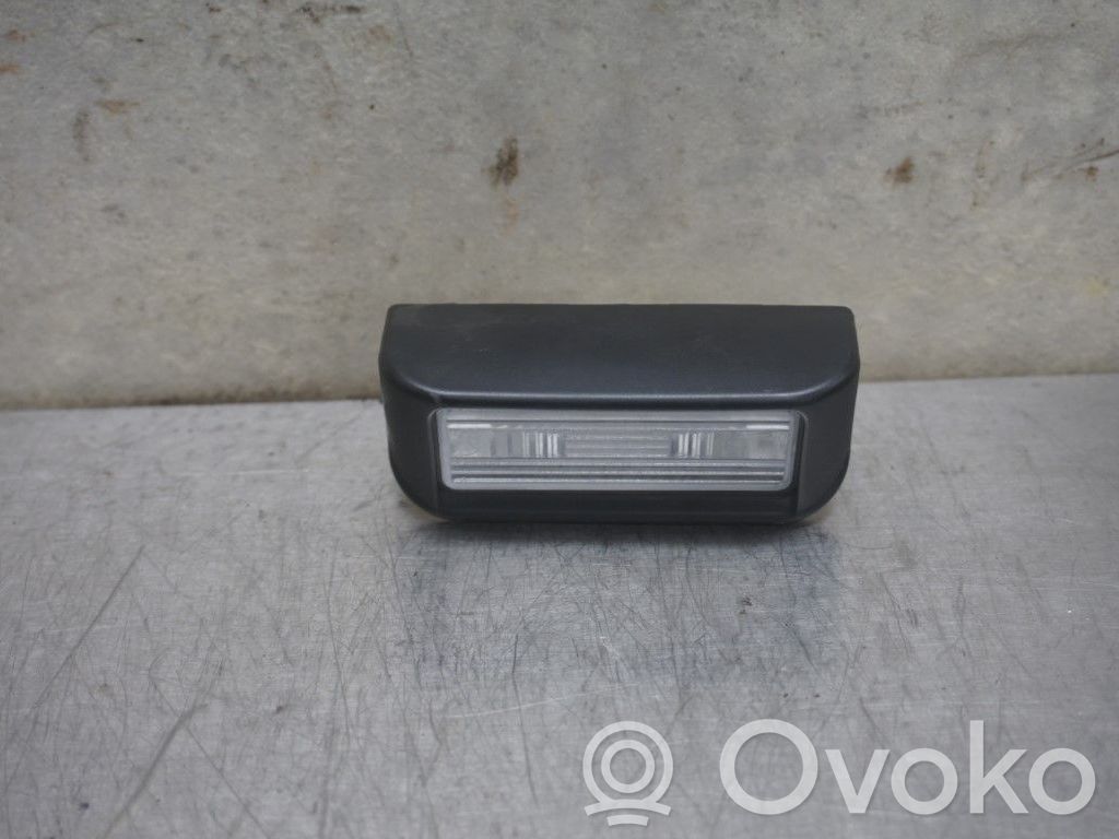 Opel Vivaro Rekisterikilven valo 