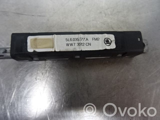 Skoda Yeti (5L) Amplificatore antenna 
