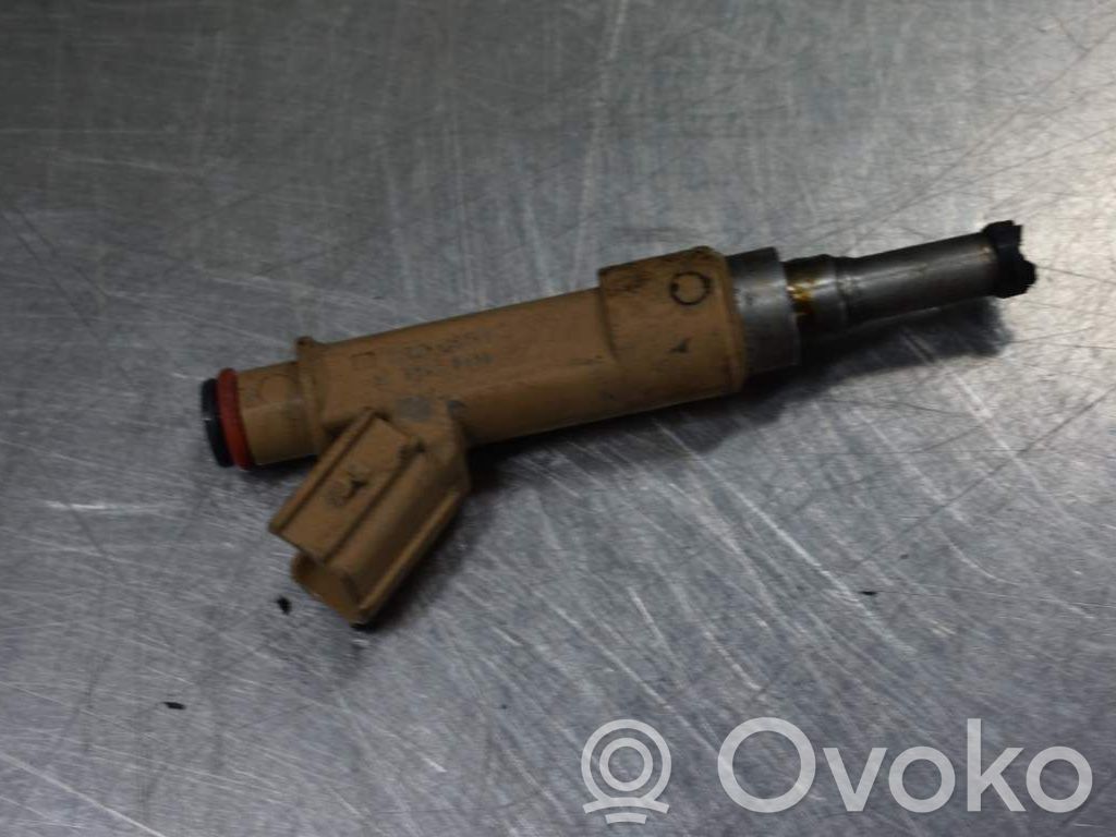 Toyota Auris 150 Inyector de combustible 
