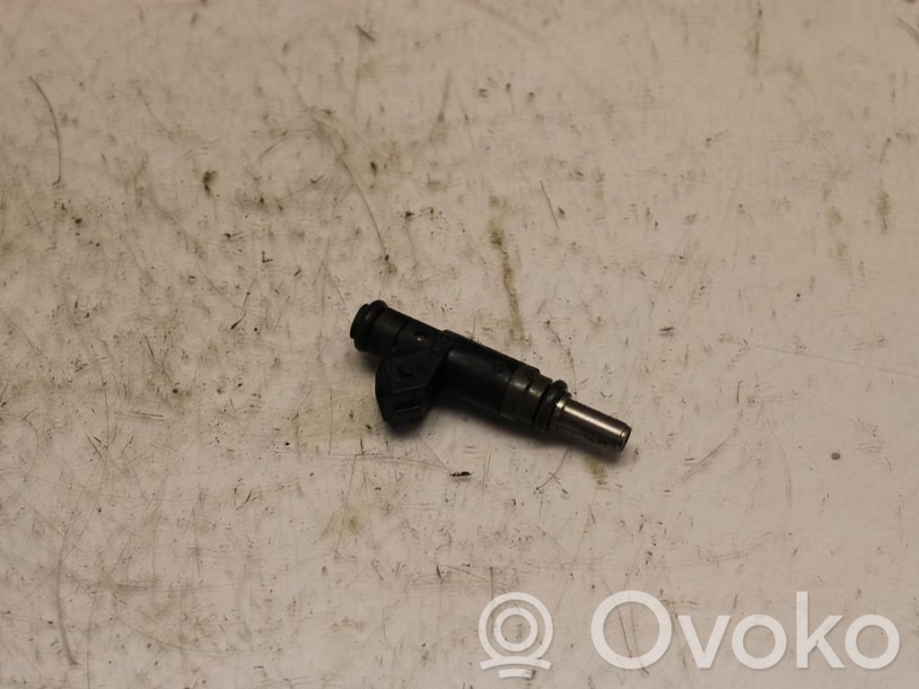 Inyector de combustible   13537506158,172994