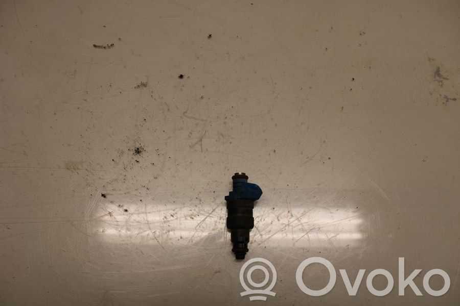 Inyector de combustible   1389563,N025498