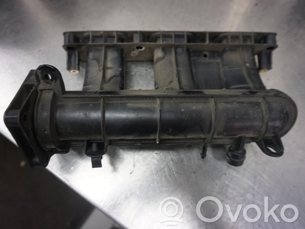 Renault Captur Intake manifold 
