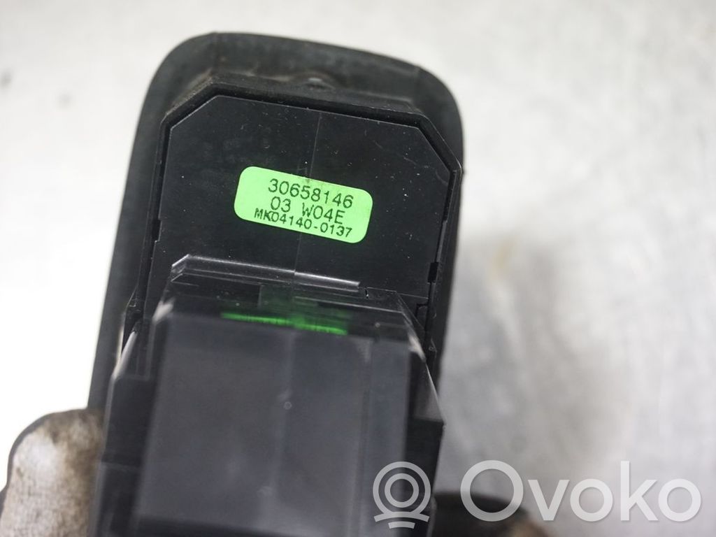Volvo V70 Electric window control switch 