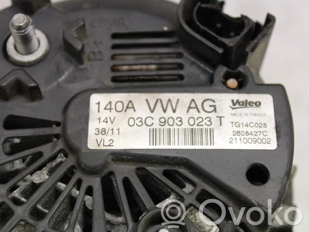 Volkswagen PASSAT B7 Generator/alternator 
