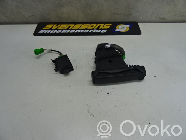 Autopuhelin   30679767,N044446