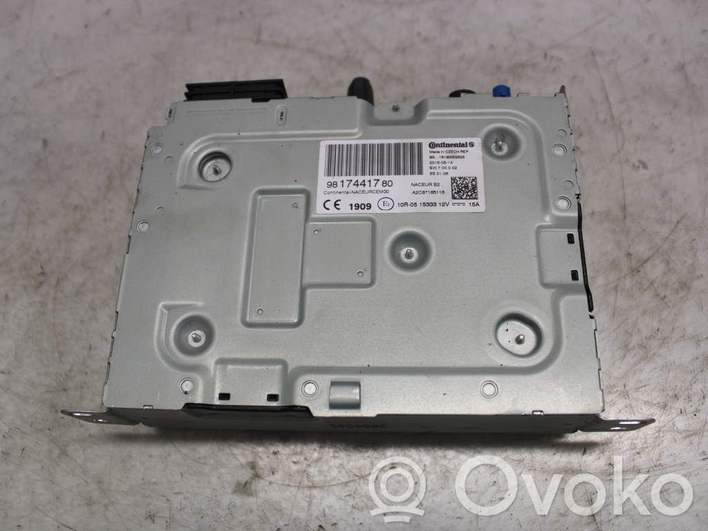 Toyota Proace Radio / CD-Player / DVD-Player / Navigation 