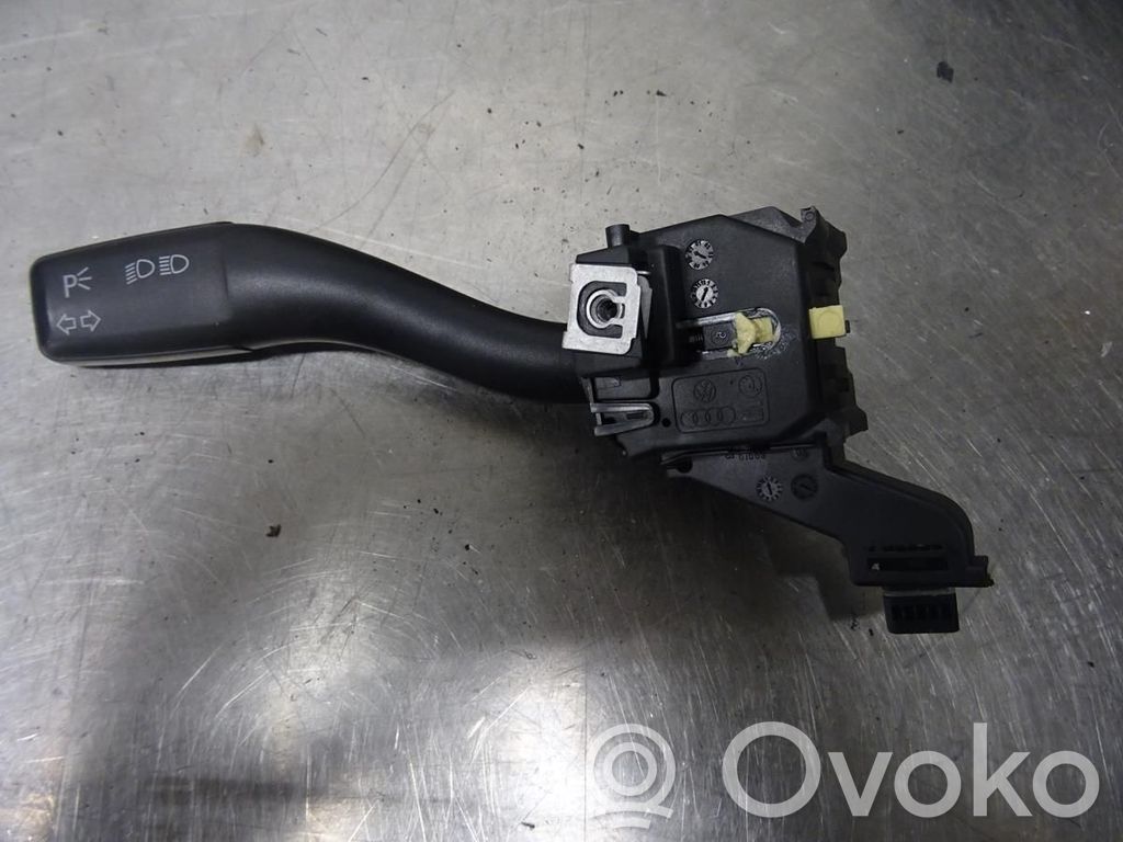 Indicator stalk   1103600,181496,8P0953513A