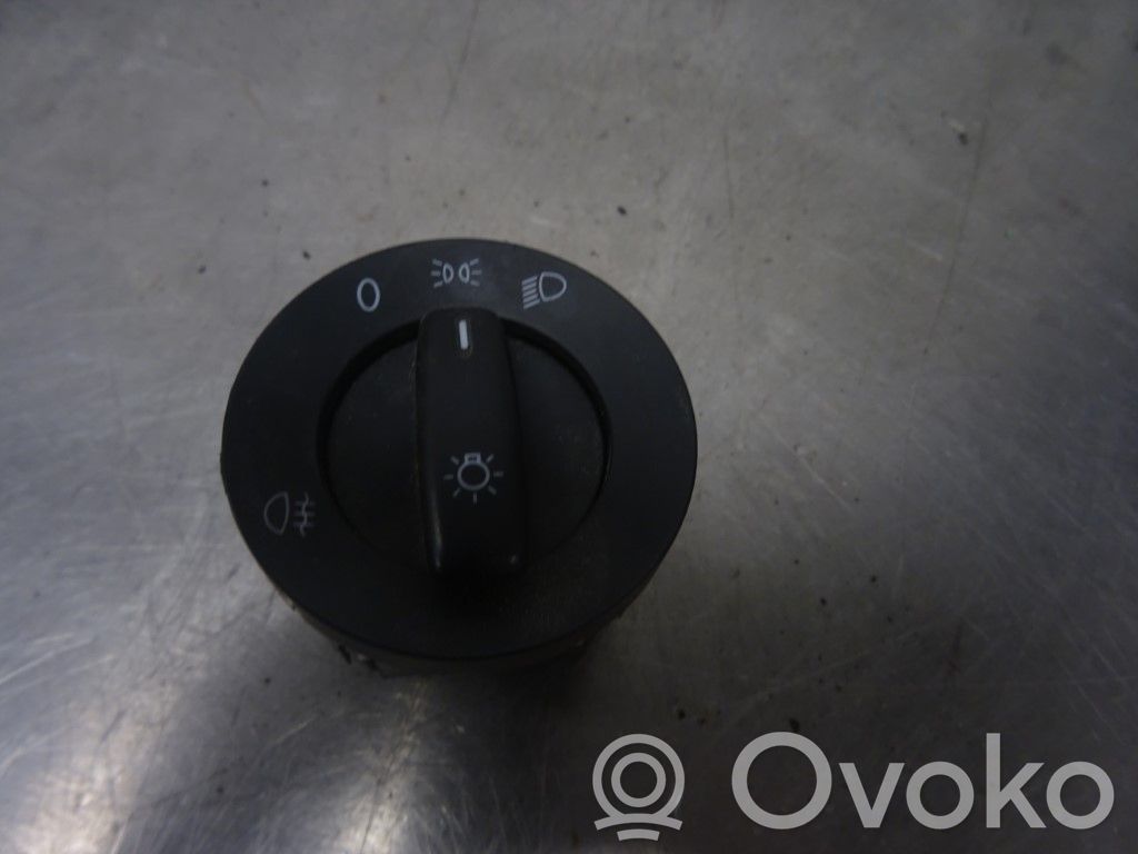 Interruptor de luz   1K0941431BB,182190