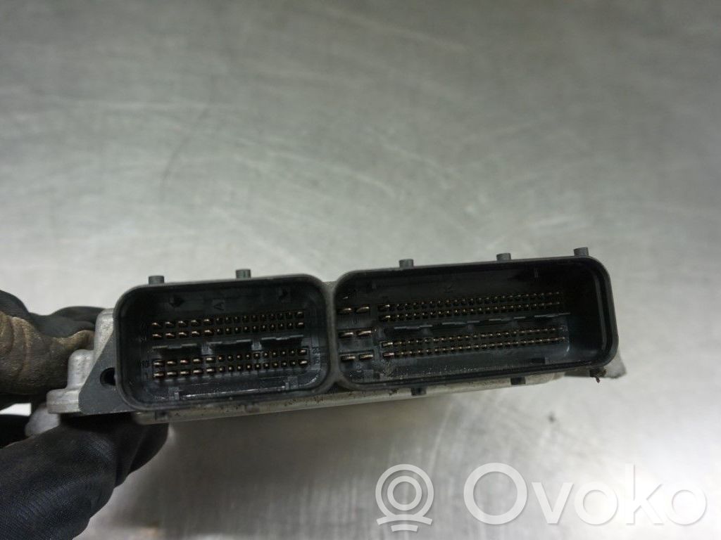 Unité de commande / module d'injection   391112A970,186980