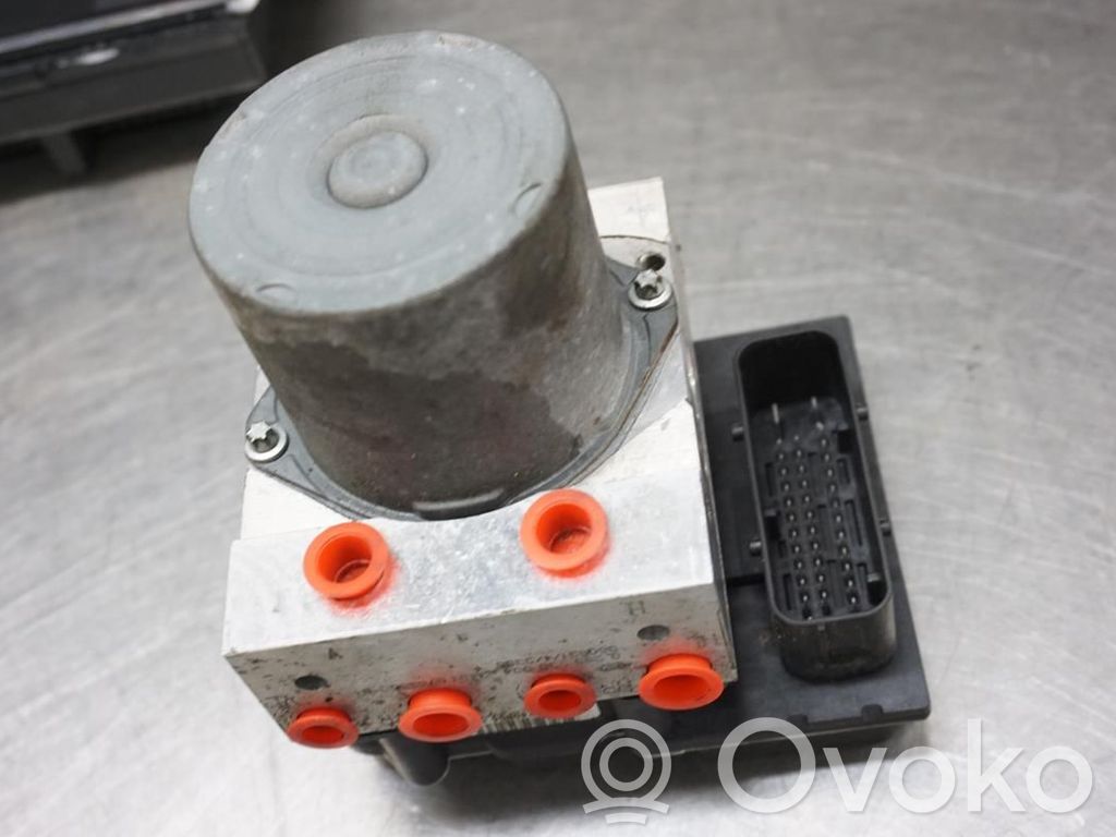 BMW 5 E60 E61 ABS bloks 