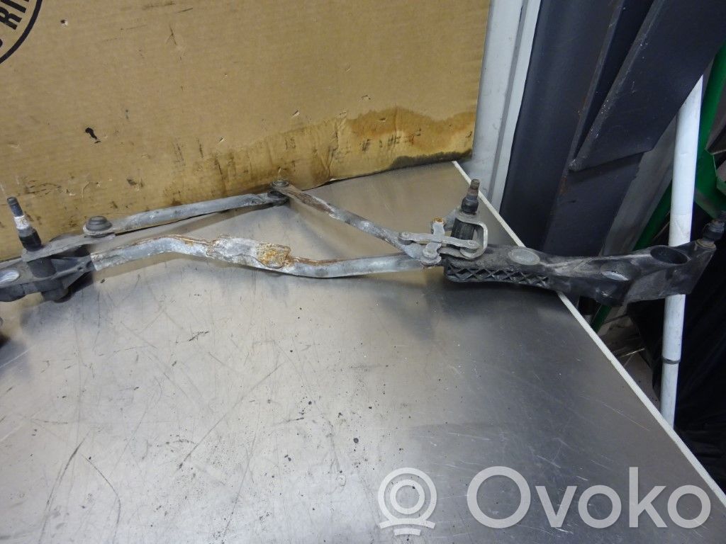 BMW 5 E60 E61 Front wiper linkage 