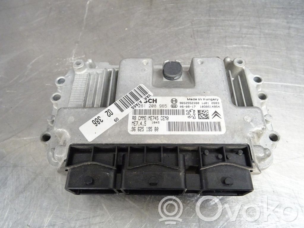 Injection control unit/module   1940TQ,221509,261208965