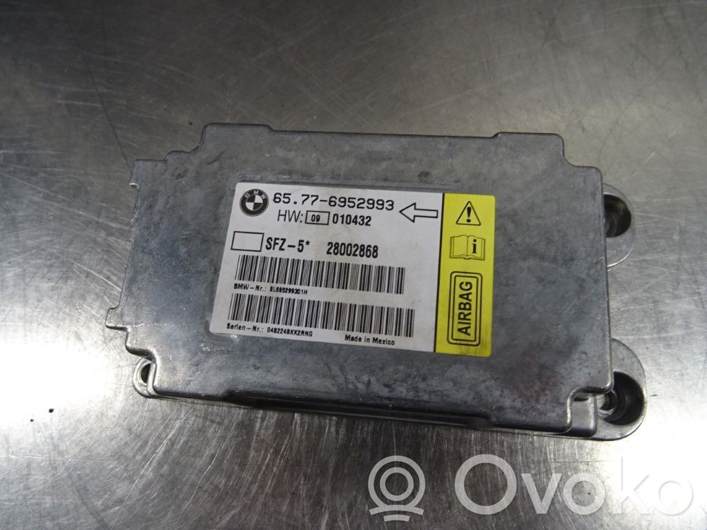 Module de contrôle airbag   65776946400,201451