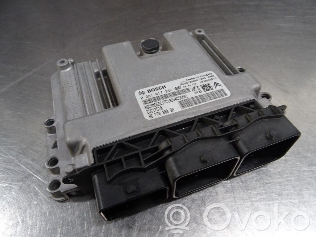 Unité de commande / module d'injection   224796,0281017336