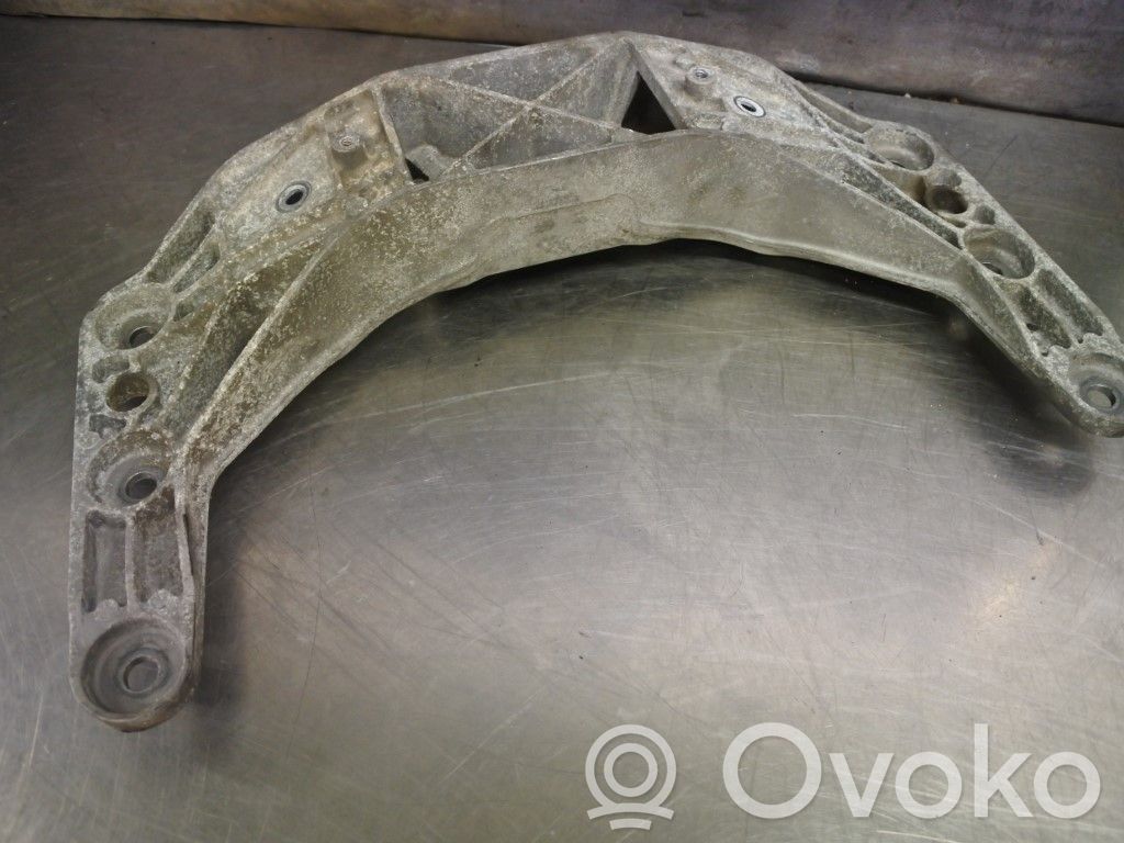 BMW 5 E60 E61 Gearbox mounting bracket 