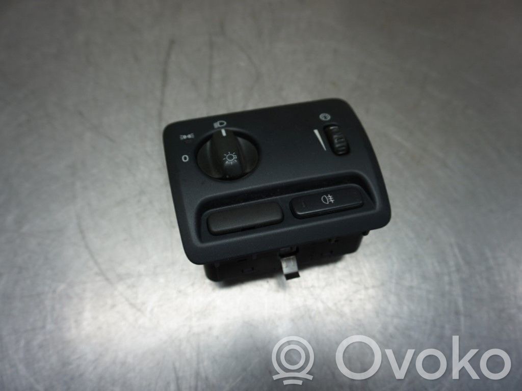 Volvo V70 Light switch 