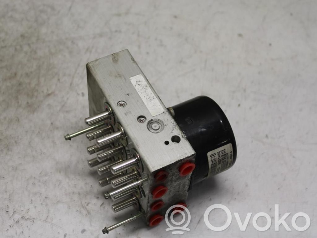 Volvo V70 ABS bloks 