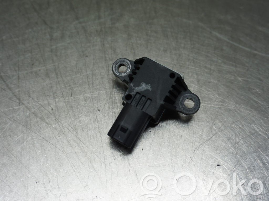Volvo XC90 Senzor impact/declanșare airbag 
