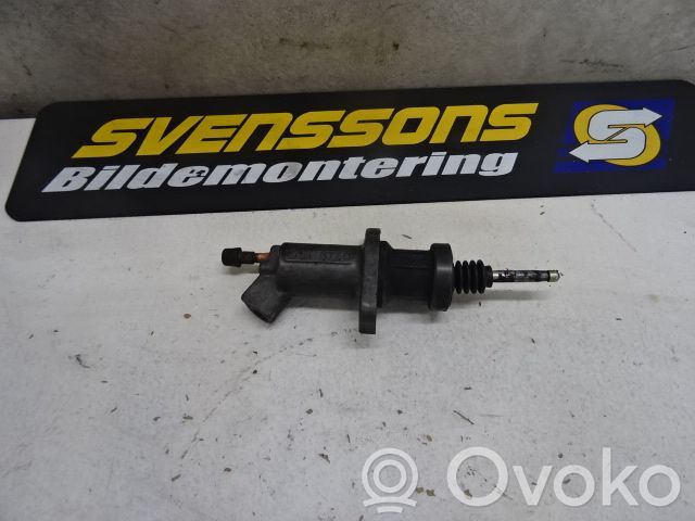 BMW Z4 E85 E86 Kytkimen apusylinteri 