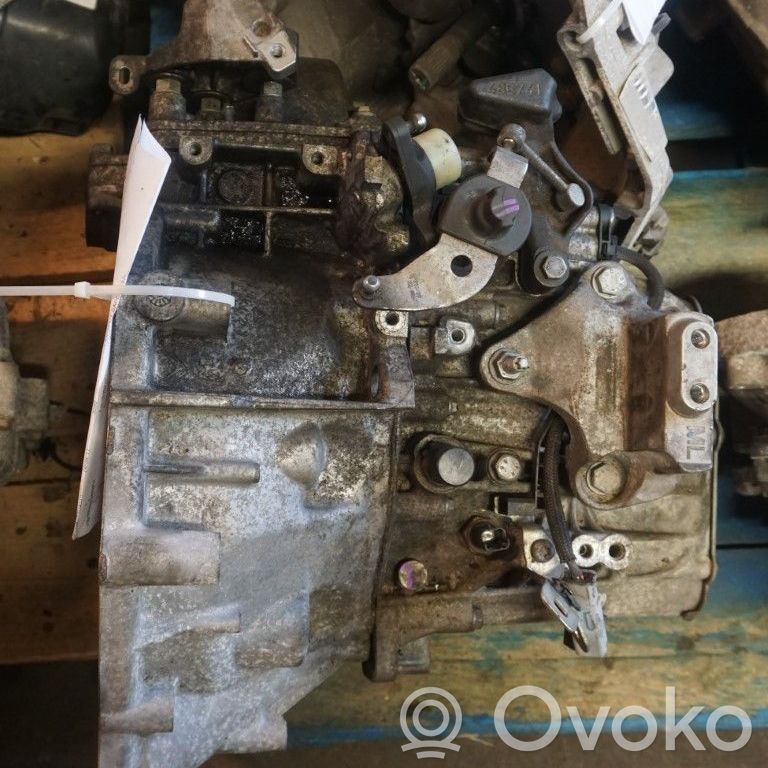 Peugeot Expert Manualna 6-biegowa skrzynia biegów 
