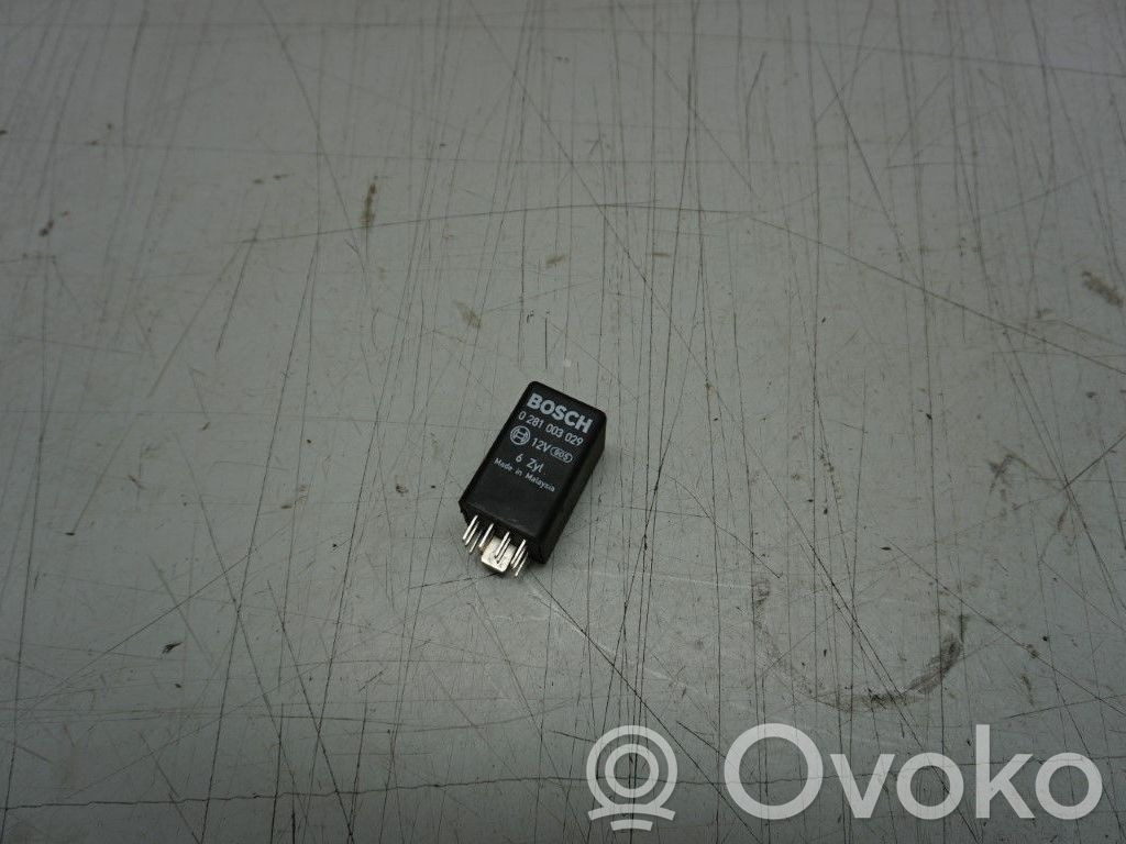 Ignition relay   232781,4E0907282A