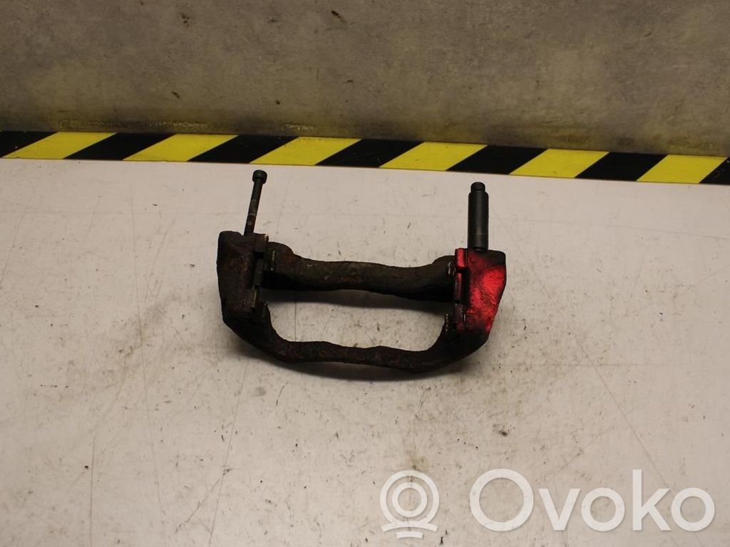 Citroen Jumper Etujarrun jarrusatulan kannatin 
