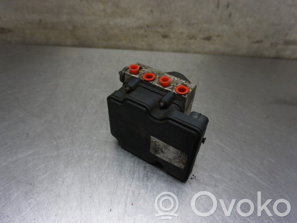 Iveco Daily 5th gen Bomba de ABS 