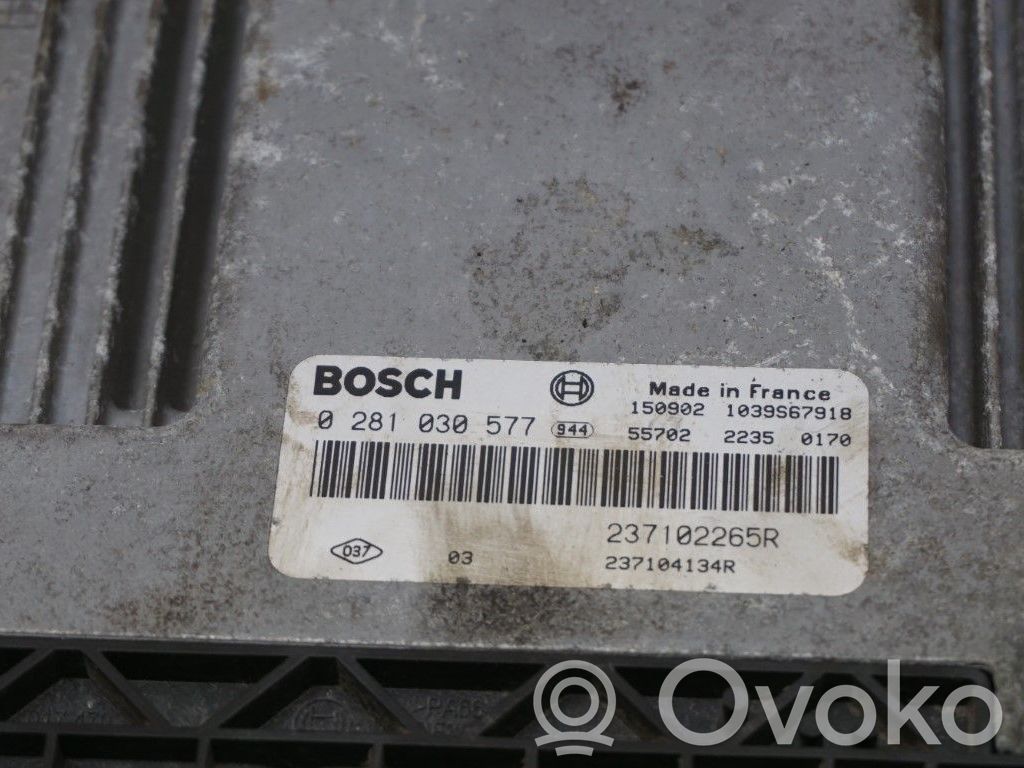 Renault Master III Sterownik / moduł wtrysku 