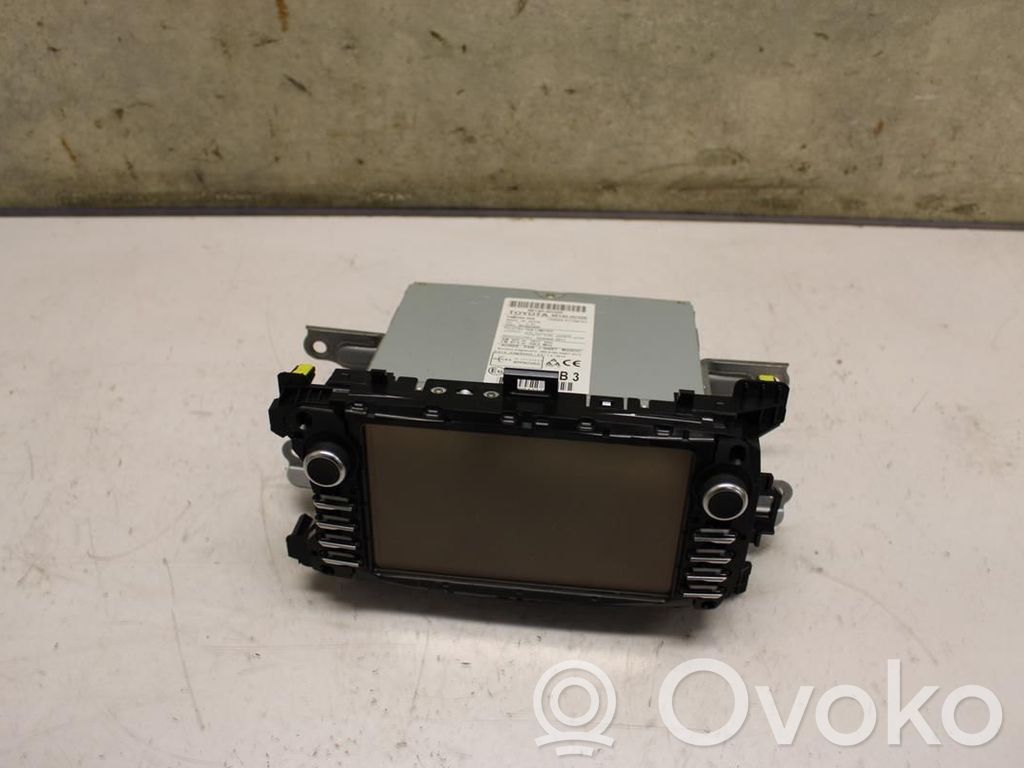 Toyota Yaris Unitate principală radio/CD/DVD/GPS 