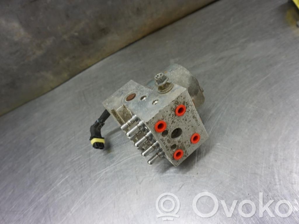 Nissan Primera ABS Pump 