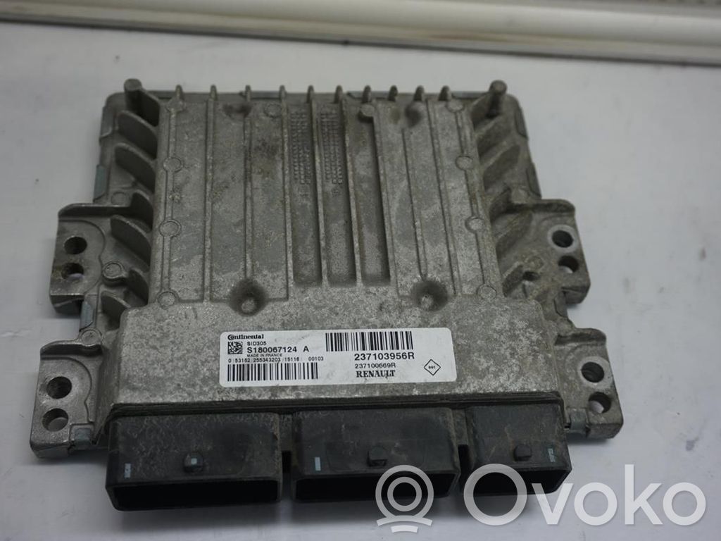 Renault Megane III Unitate/modul comandă injecție 