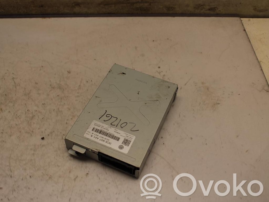 Volkswagen PASSAT CC Parking PDC control unit/module 