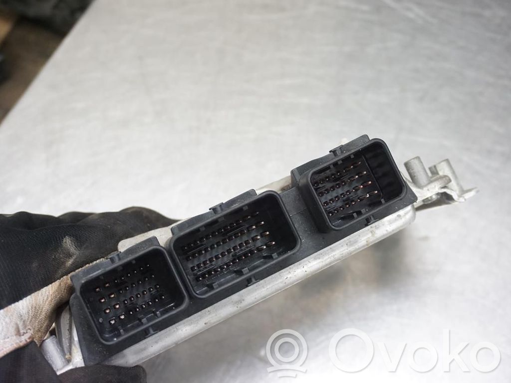 Citroen C4 I Unité de commande / module d'injection 
