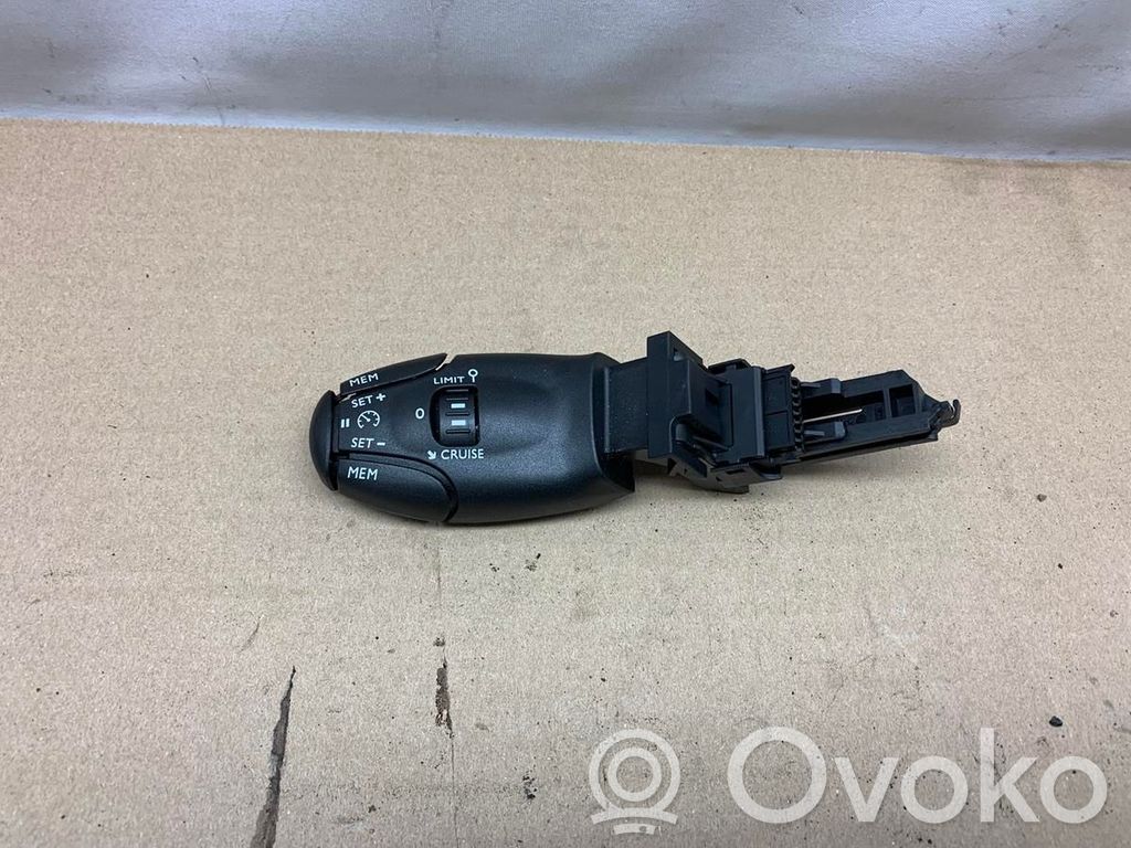 Citroen C3 Aircross Interruttore del pedale del freno 