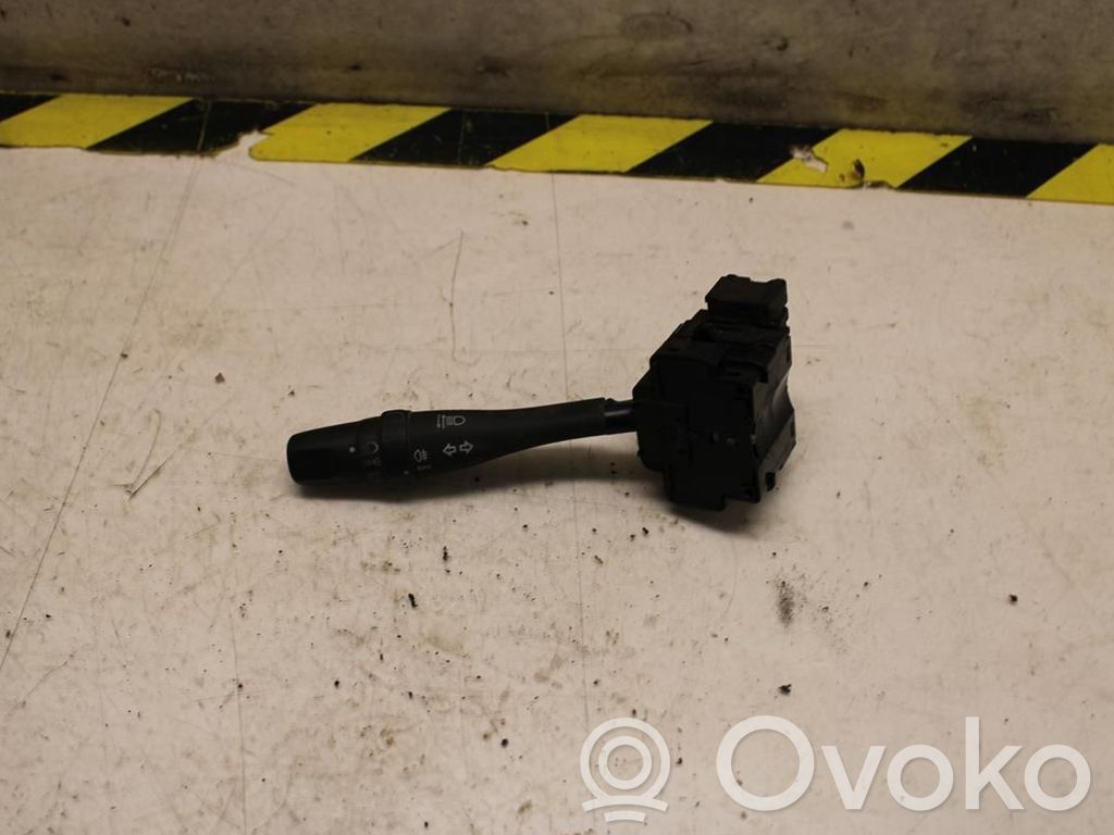 Nissan Navara D22 Palanca de intermitentes 
