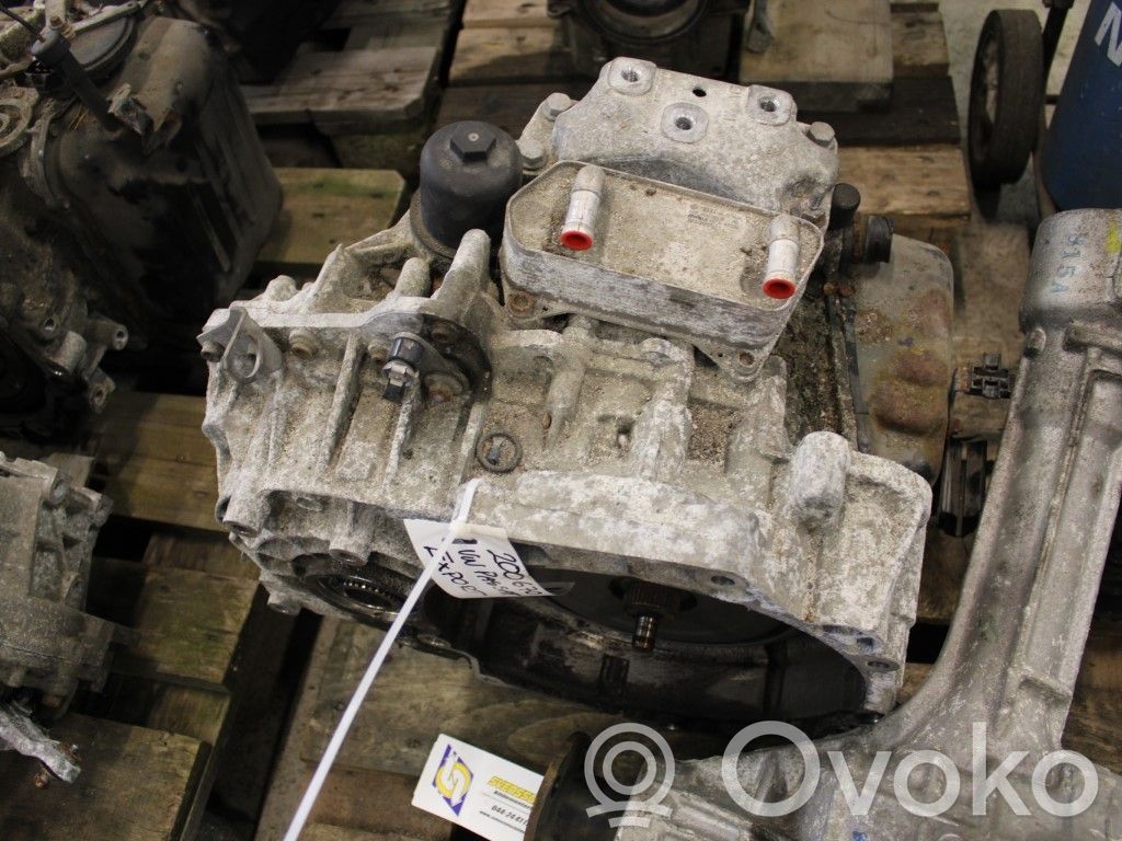 Volkswagen PASSAT B7 Caja de cambios automática 