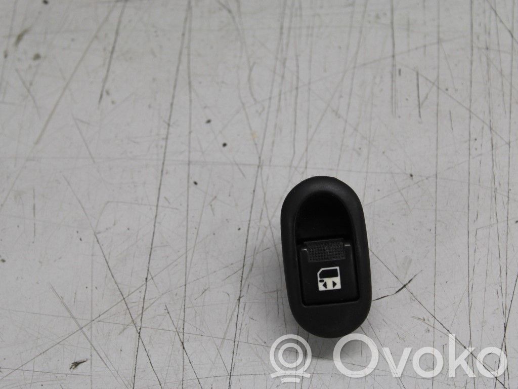 Electric window control switch   6559C6,N063896
