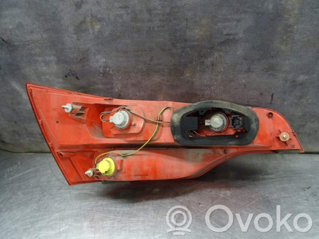 Audi Q7 4M Lampa tylna 
