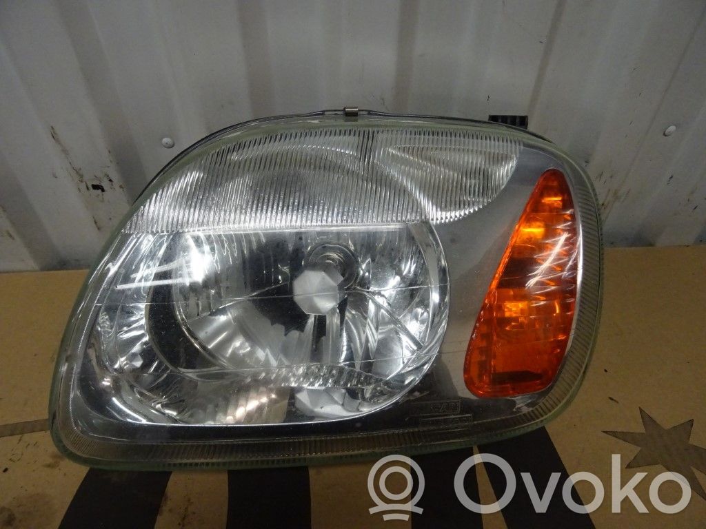 Nissan Micra Lampa przednia 