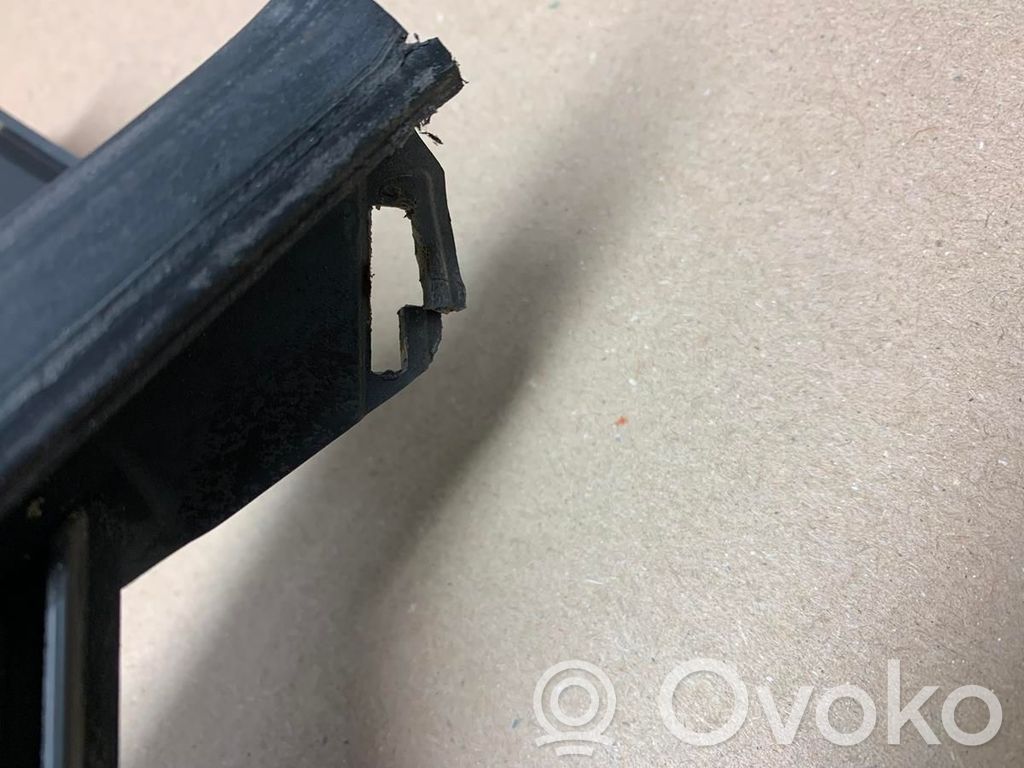 Ford S-MAX Front bumper upper radiator grill 