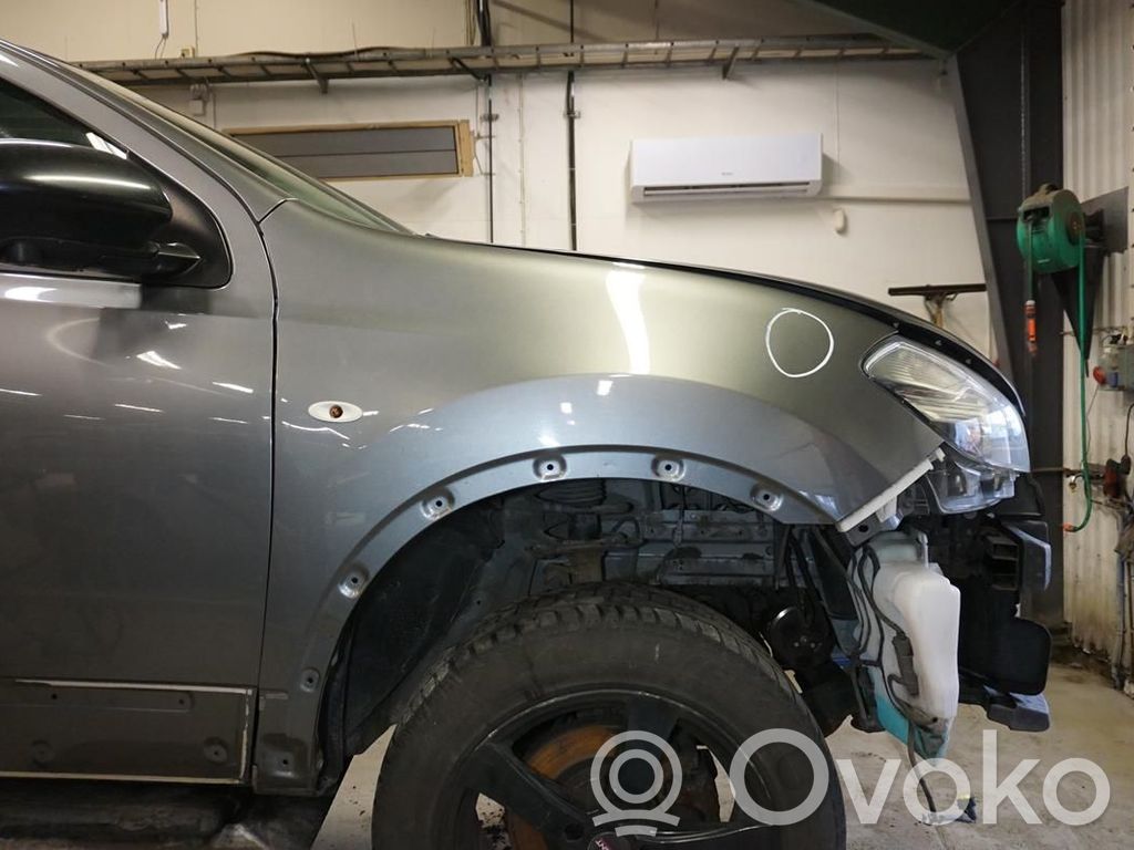 Nissan Qashqai+2 Aripă 