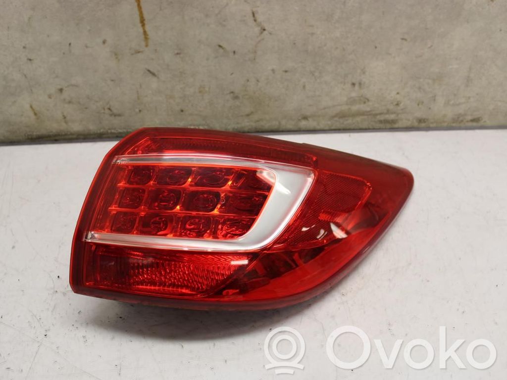 KIA Sportage Luz trasera/de freno 