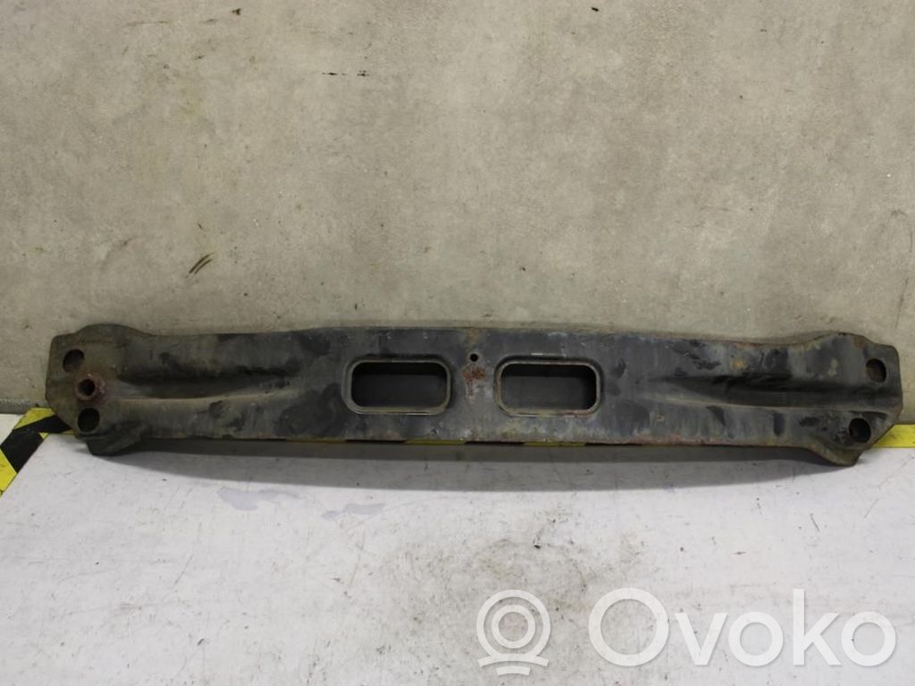 Mitsubishi Colt Traverse de pare-chocs avant